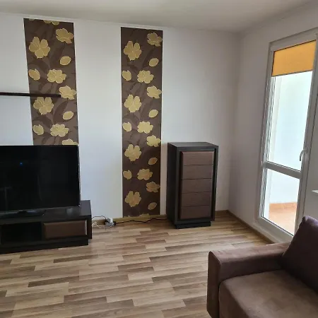 5D Apartament Aura Apartman